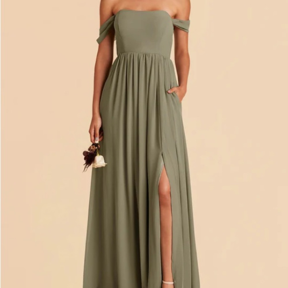 August Convertible Dress - Moss Green× 1
S / MOSS GREEN